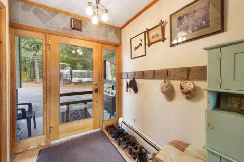 15 Memory Lane Lincoln ME 04457