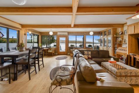 15 Memory Lane Lincoln ME 04457