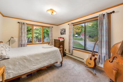 15 Memory Lane Lincoln ME 04457