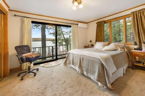 15 Memory Lane Lincoln ME 04457