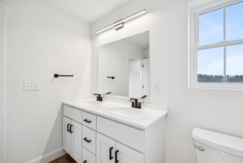 20 Blackberry Hill Road West Gardiner ME 04345