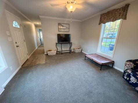 3 Lakeview Drive Holden ME 04429