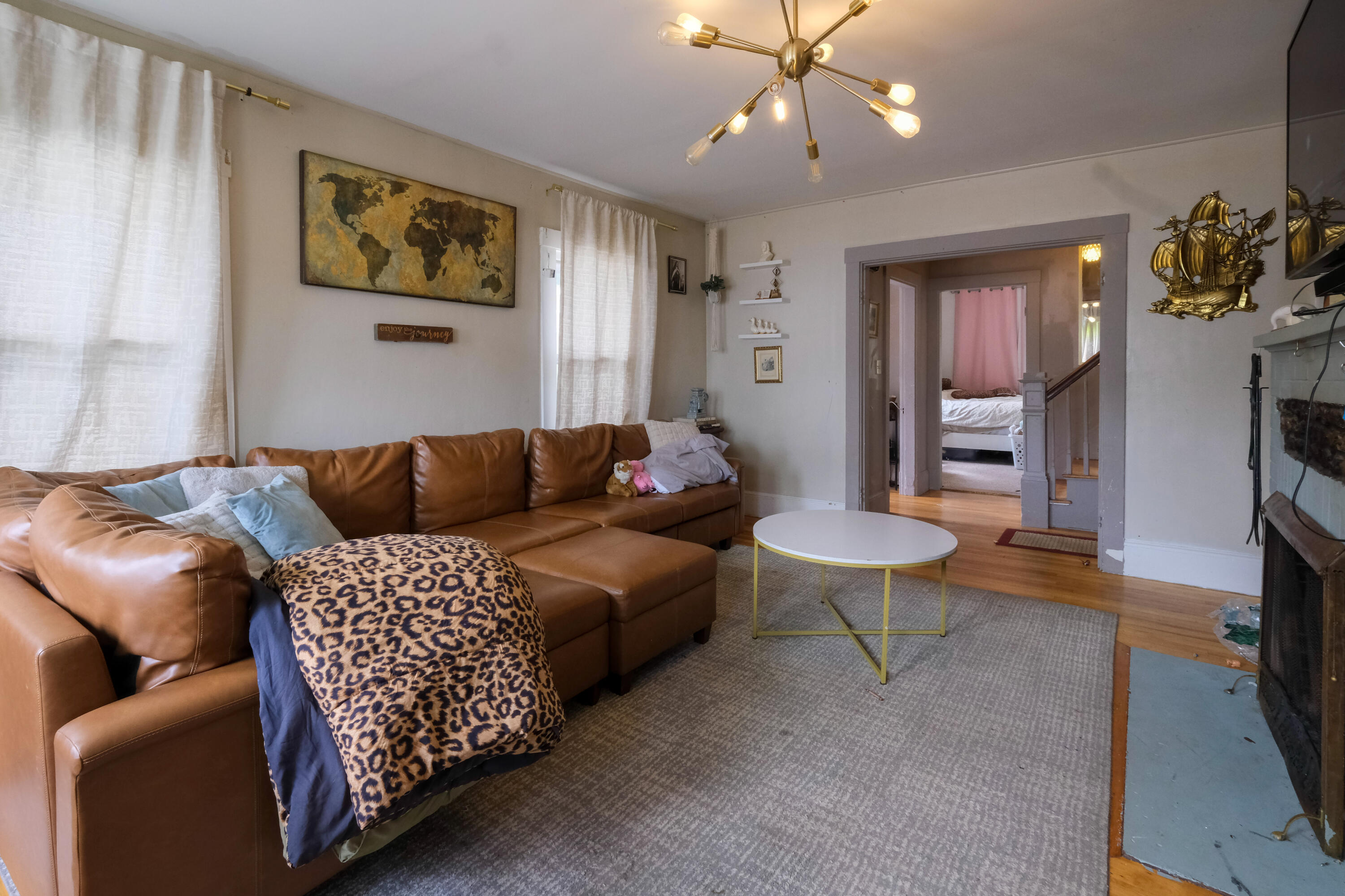 11 Barrows Street Paris ME 04281