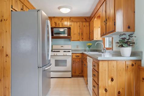 6 Bailey Lane Brunswick ME 04011