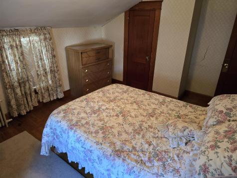 7 Bradford Street Lewiston ME 04240