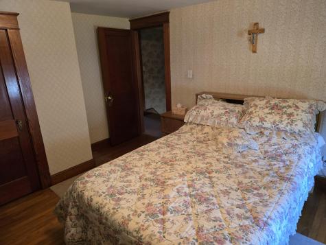 7 Bradford Street Lewiston ME 04240