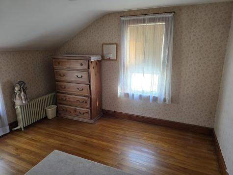 7 Bradford Street Lewiston ME 04240