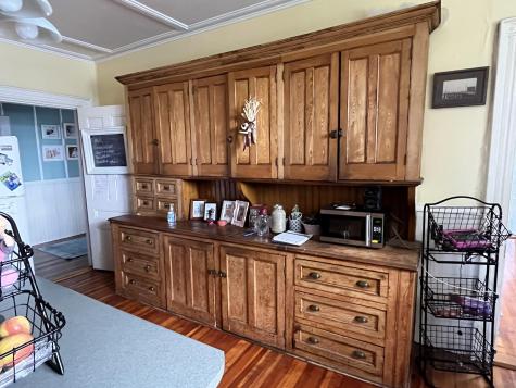 349 Main Street Winter Harbor ME 04693