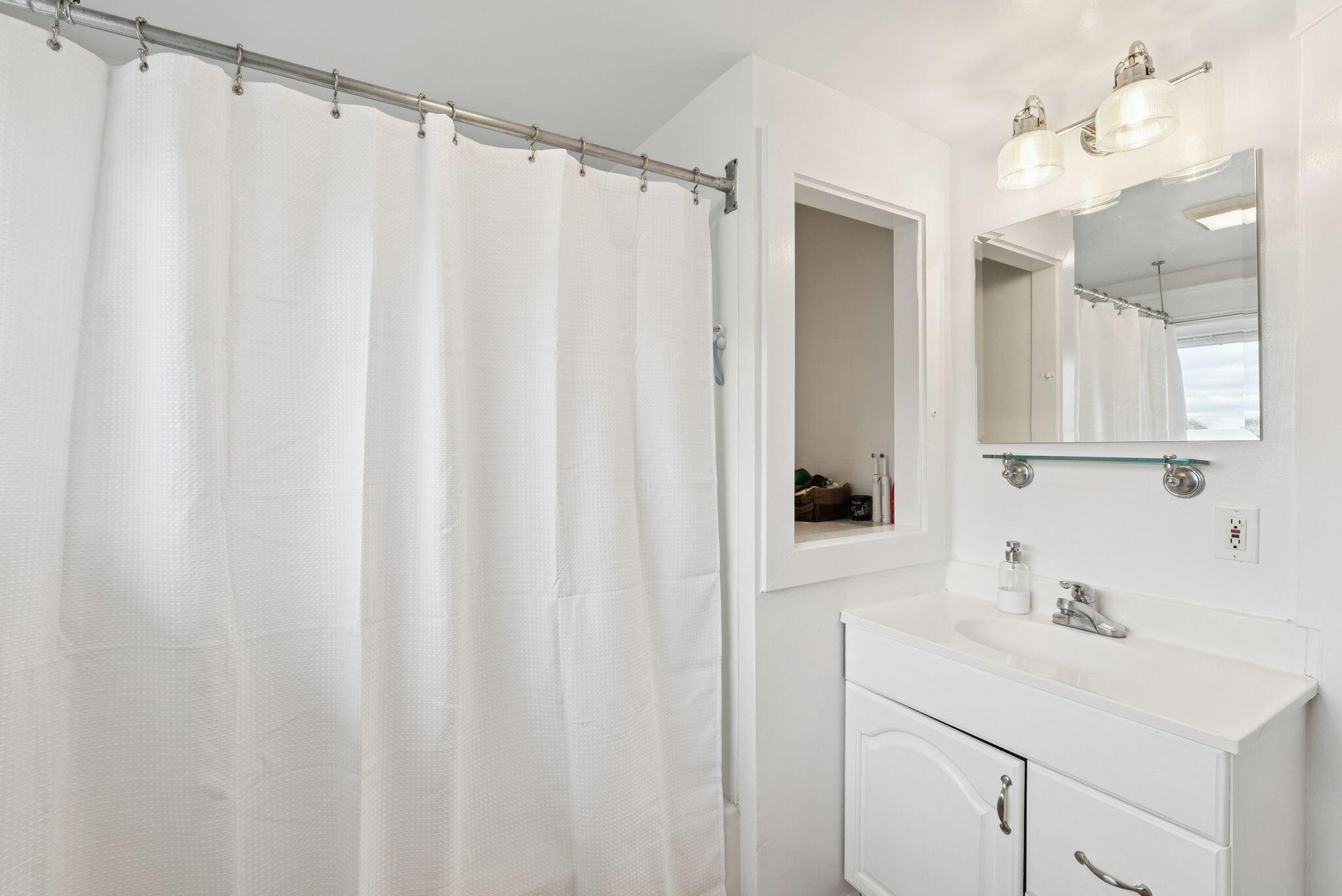 18 Elsmere Avenue South Portland ME 04106