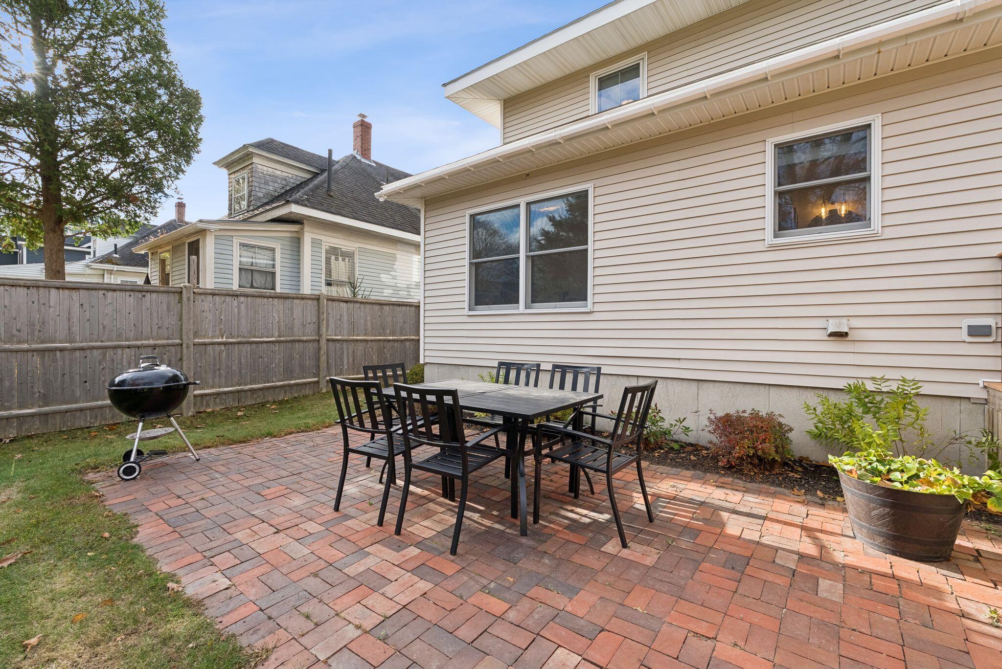 18 Elsmere Avenue South Portland ME 04106