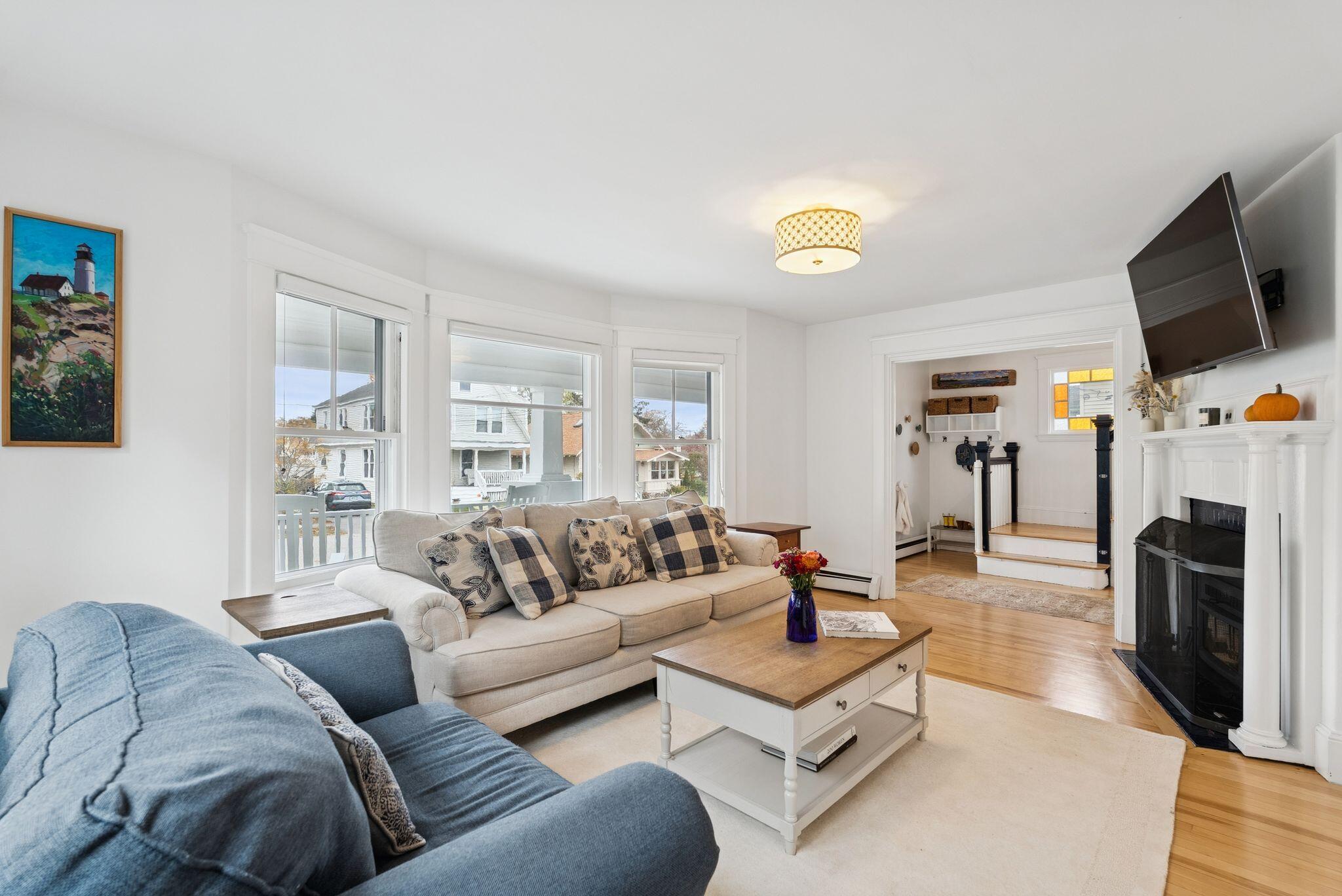 18 Elsmere Avenue South Portland ME 04106