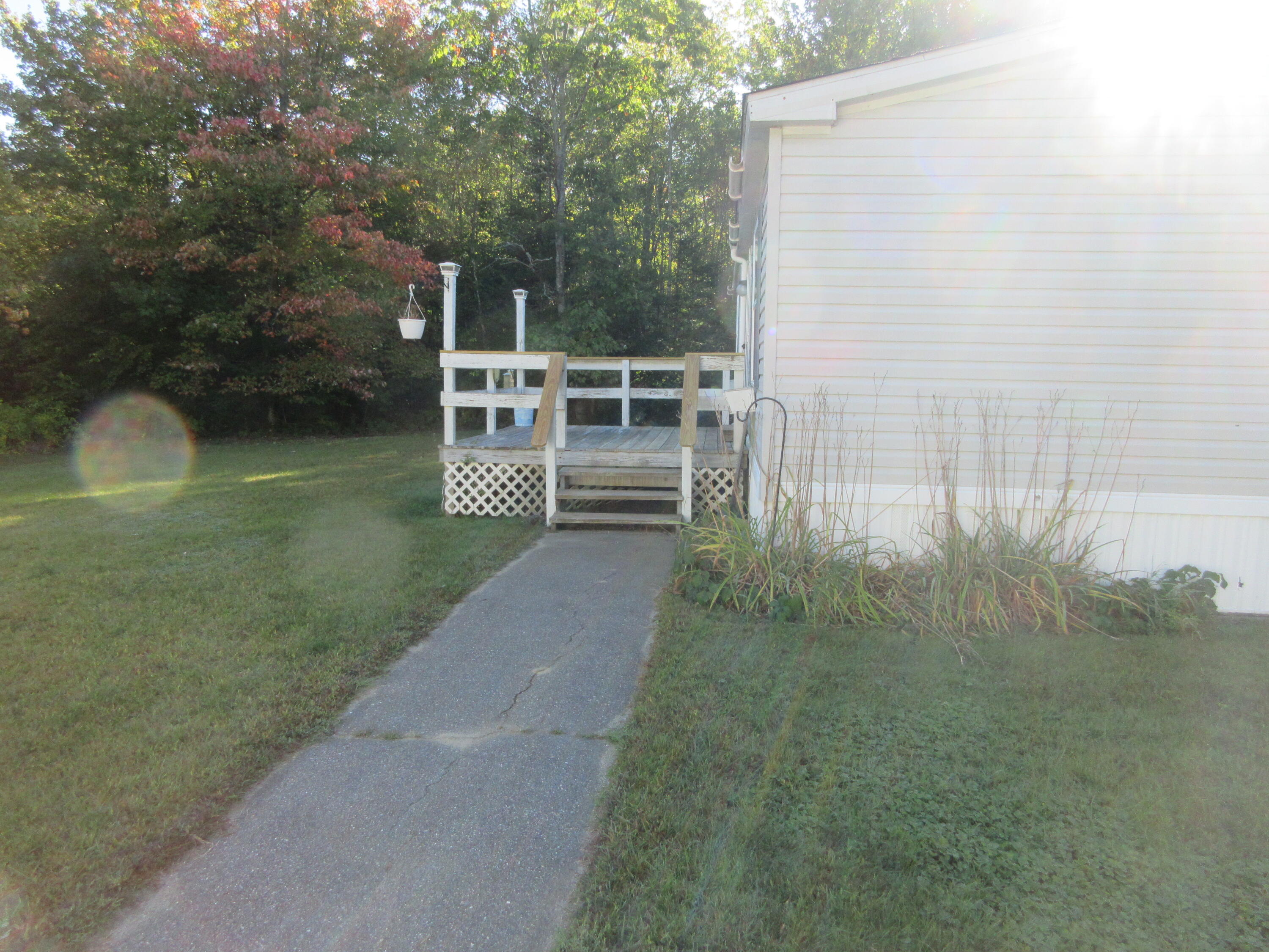 17 Stony Ridge Drive Washington ME 04574