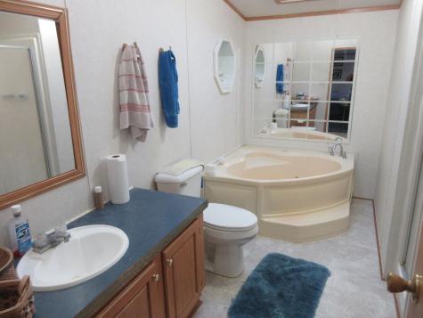 17 Stony Ridge Drive Washington ME 04574