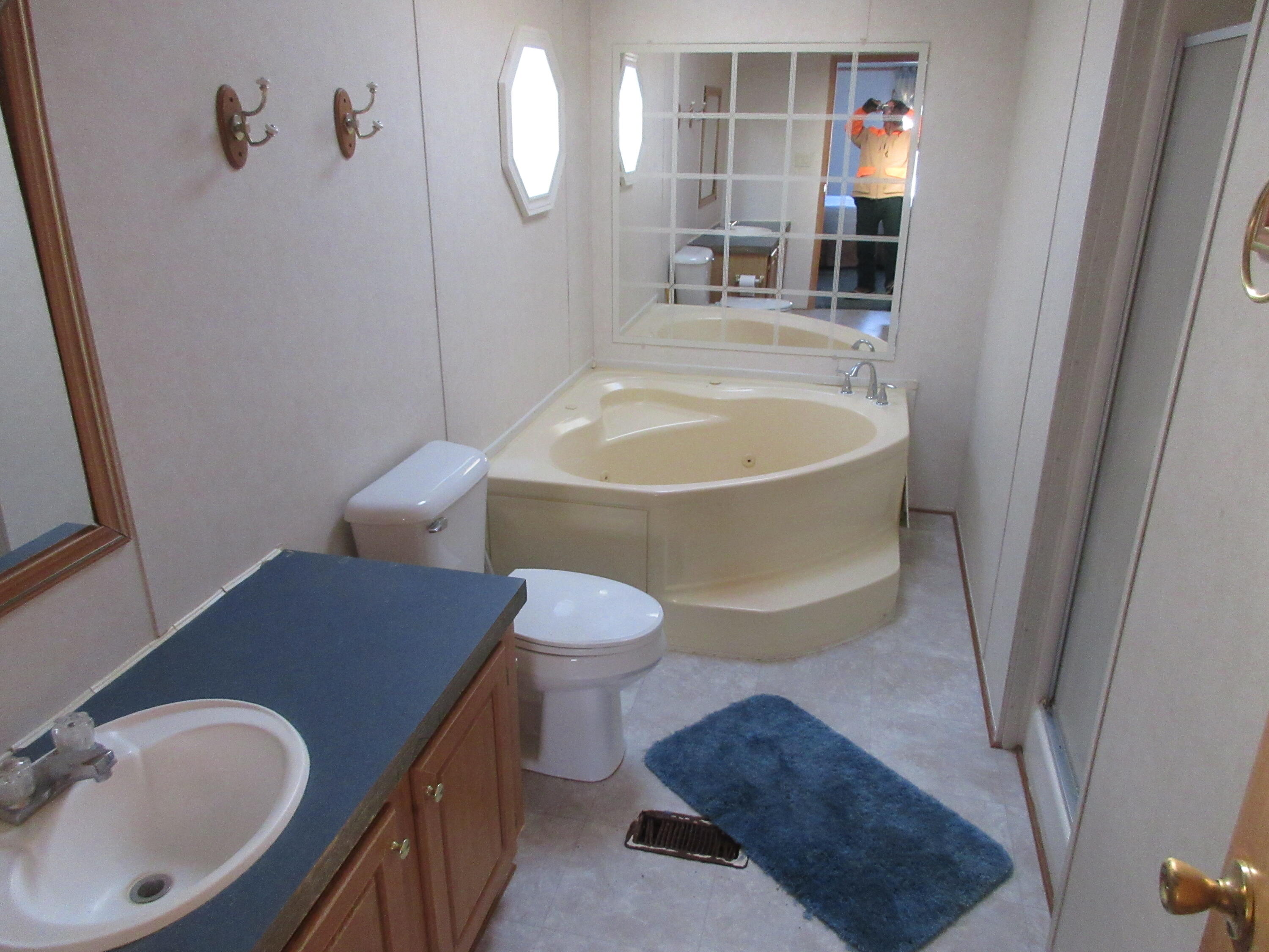 17 Stony Ridge Drive Washington ME 04574