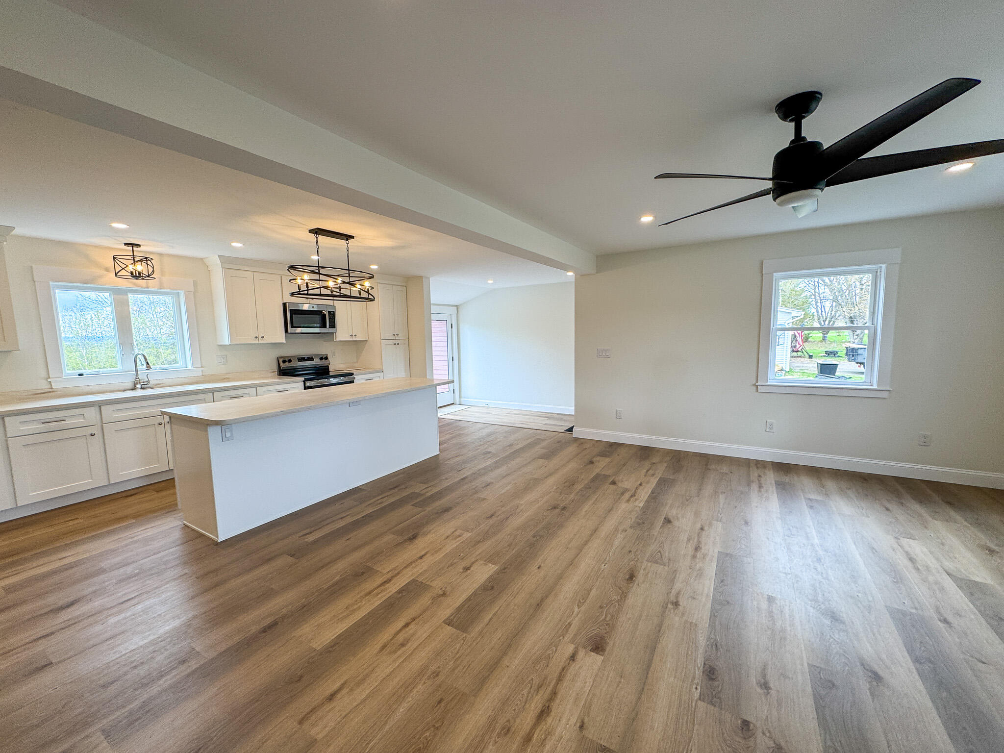 489 Enfield Road Lincoln ME 04457