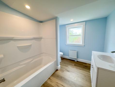 489 Enfield Road Lincoln ME 04457