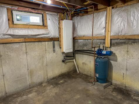 489 Enfield Road Lincoln ME 04457