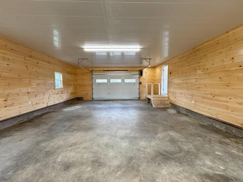 489 Enfield Road Lincoln ME 04457