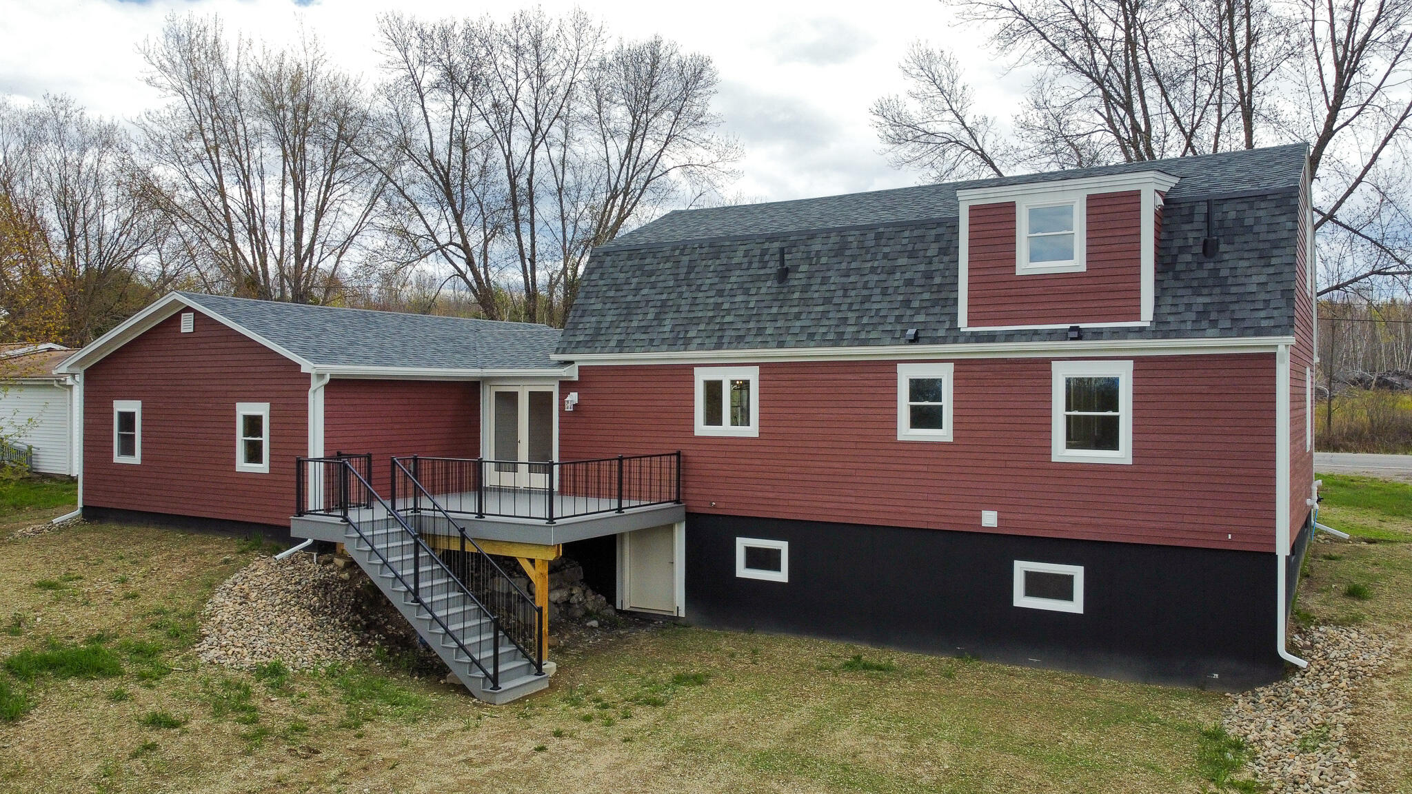 489 Enfield Road Lincoln ME 04457