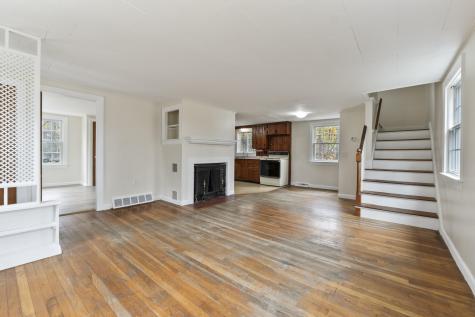 5 Andrews Way York ME 03909