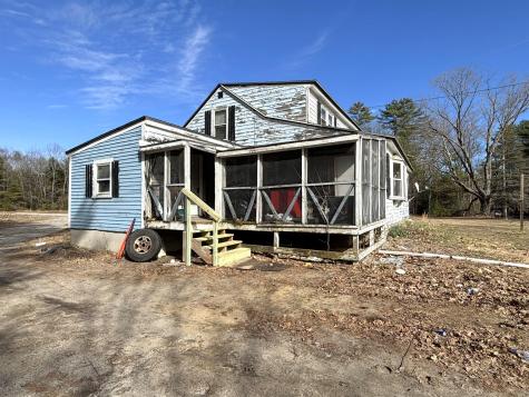 138 Lewiston Street Mechanic Falls ME 04256