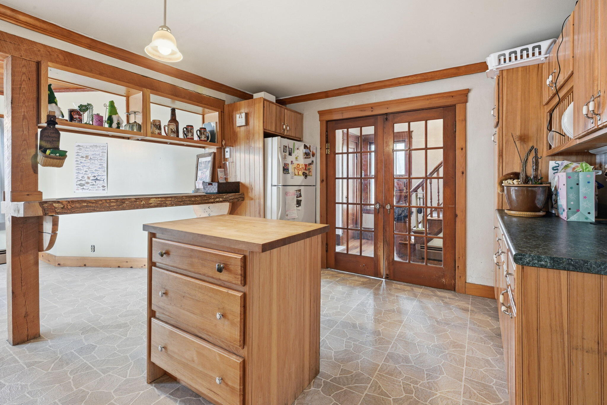 1254 Roosevelt Trail Raymond ME 04071