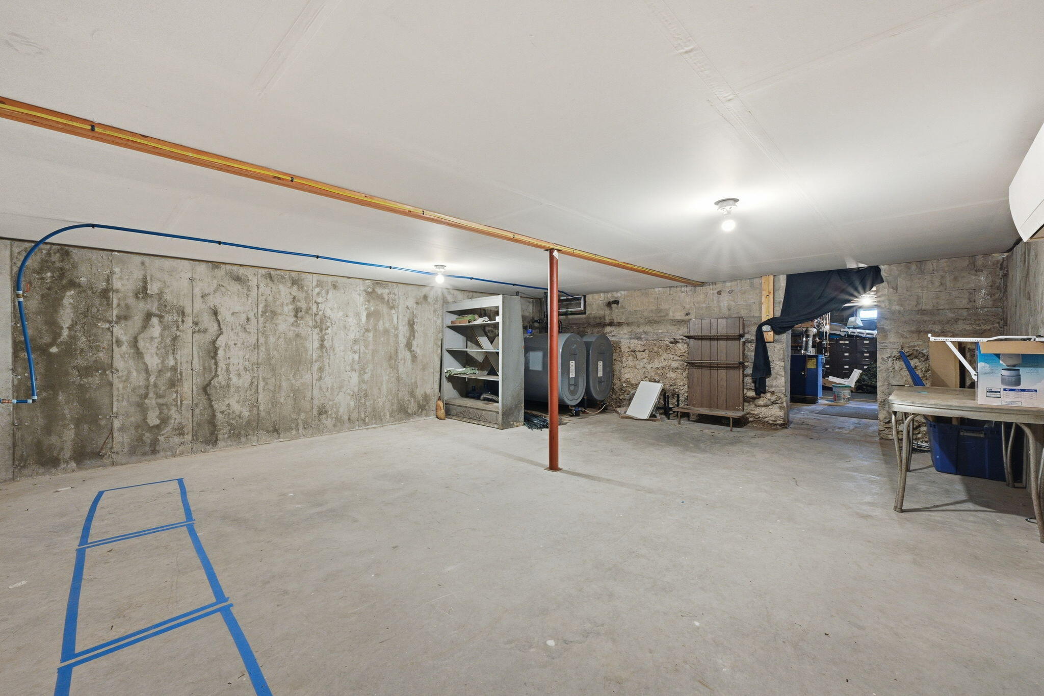 1254 Roosevelt Trail Raymond ME 04071