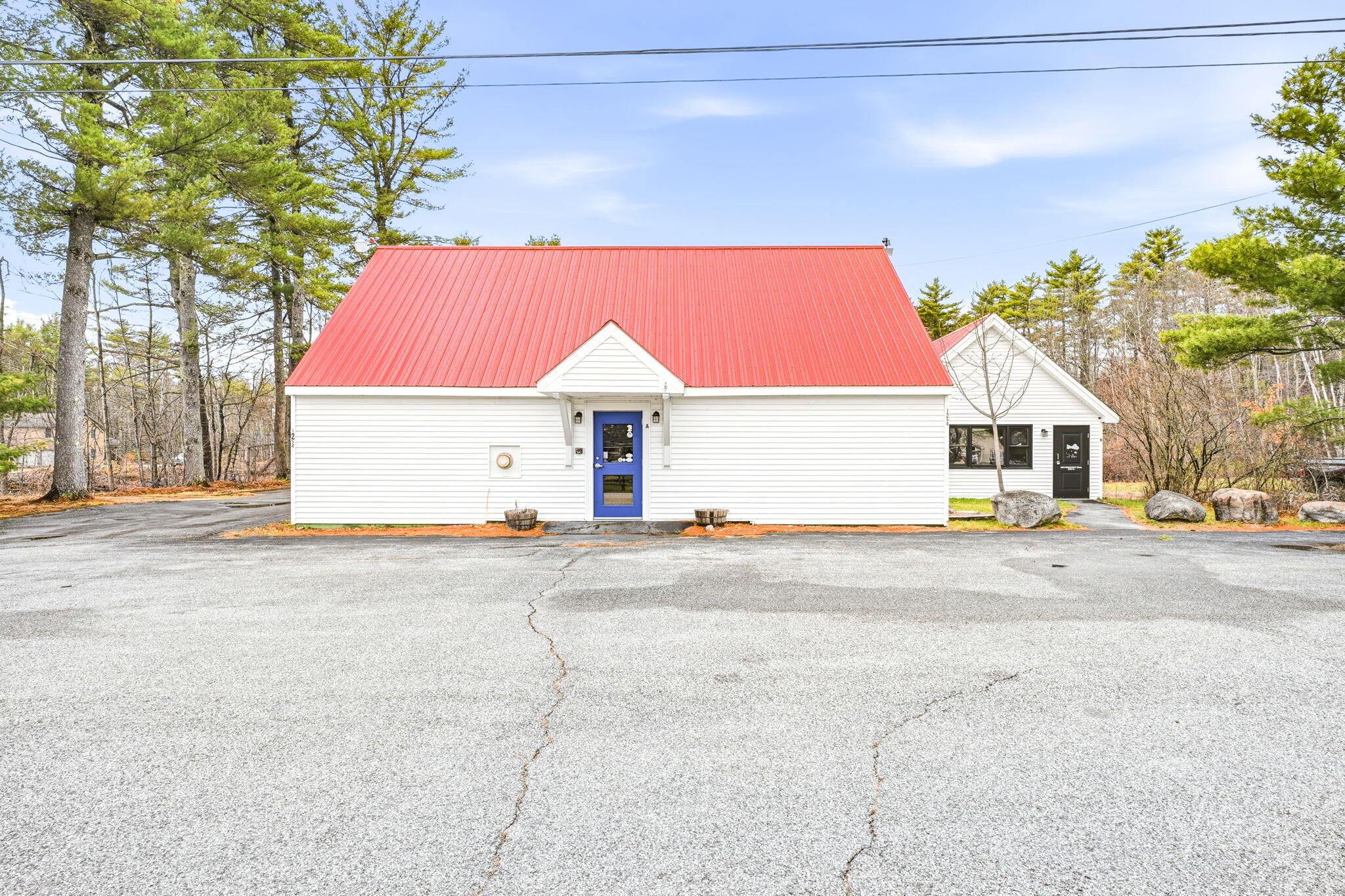 1254 Roosevelt Trail Raymond ME 04071
