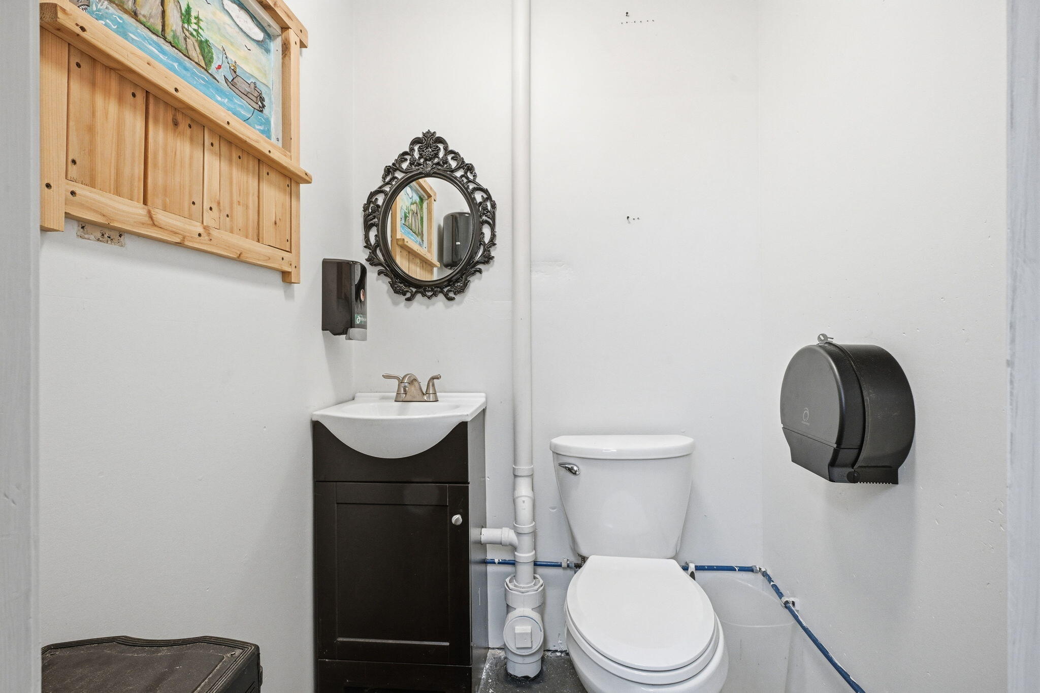 1254 Roosevelt Trail Raymond ME 04071