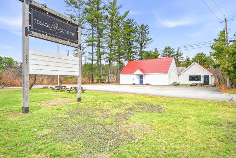 1254 Roosevelt Trail Raymond ME 04071