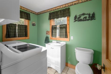 28 Oak Drive Gray ME 04039