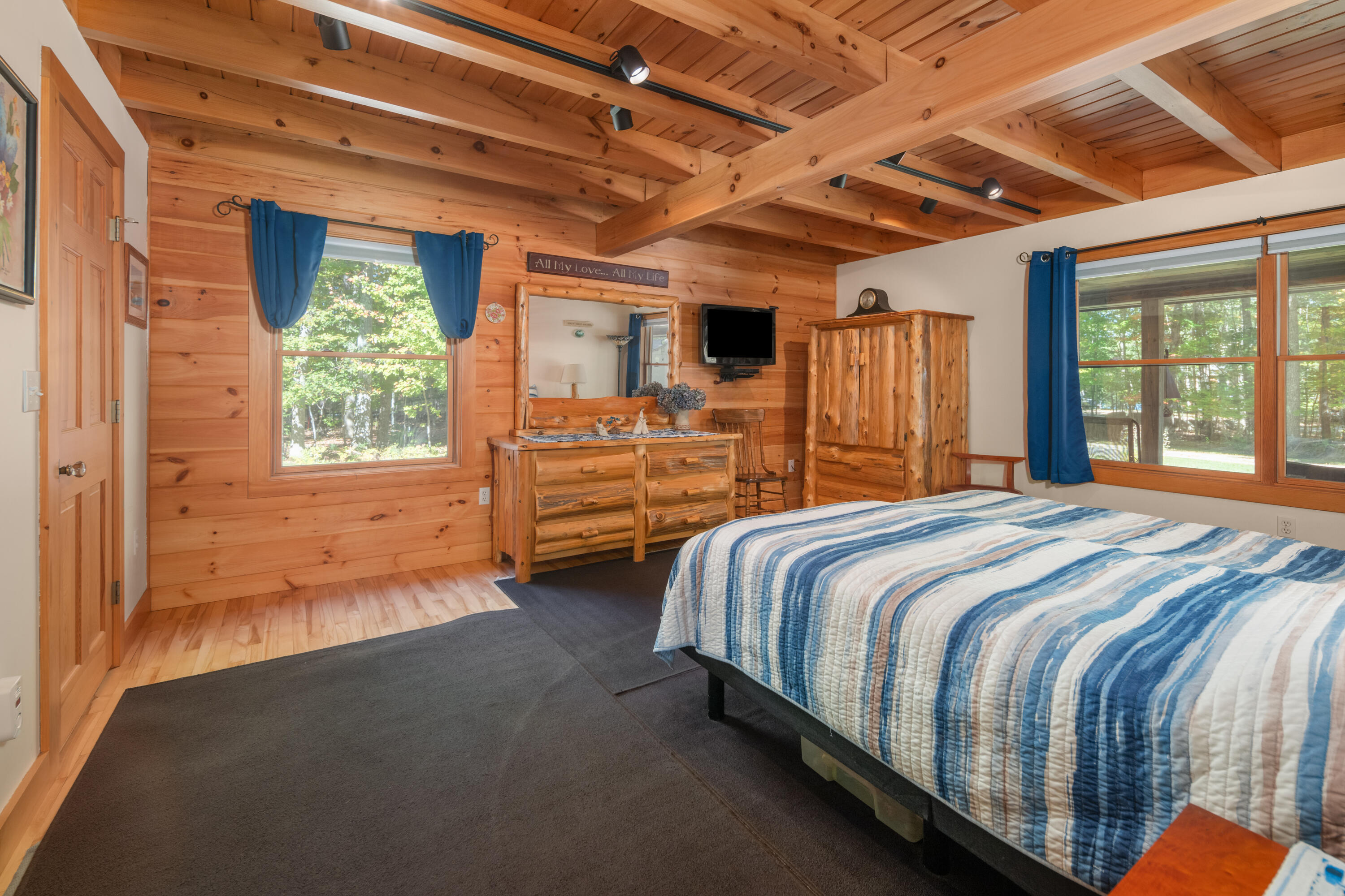 28 Oak Drive Gray ME 04039