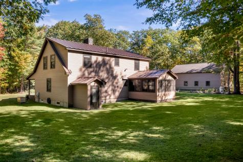 28 Oak Drive Gray ME 04039