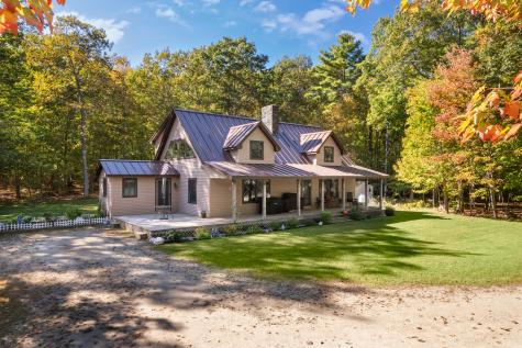 28 Oak Drive Gray ME 04039