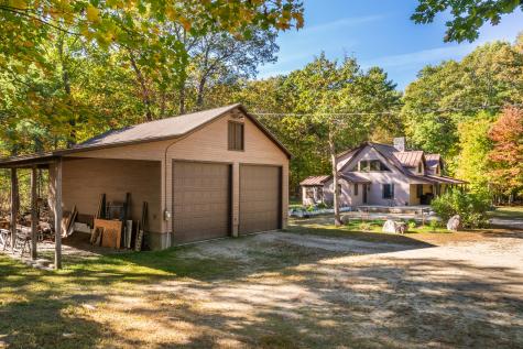 28 Oak Drive Gray ME 04039