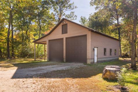 28 Oak Drive Gray ME 04039