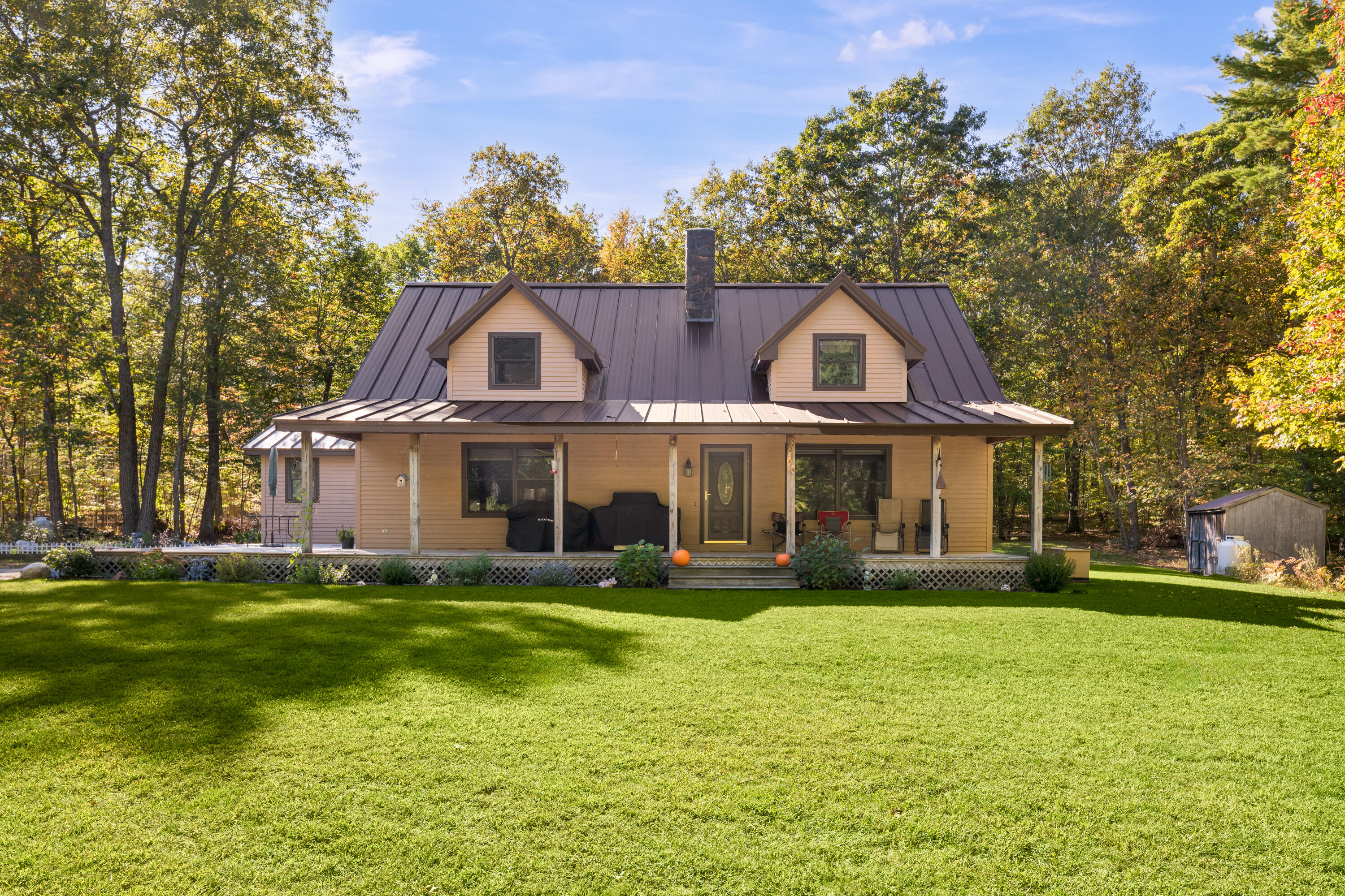 28 Oak Drive Gray ME 04039