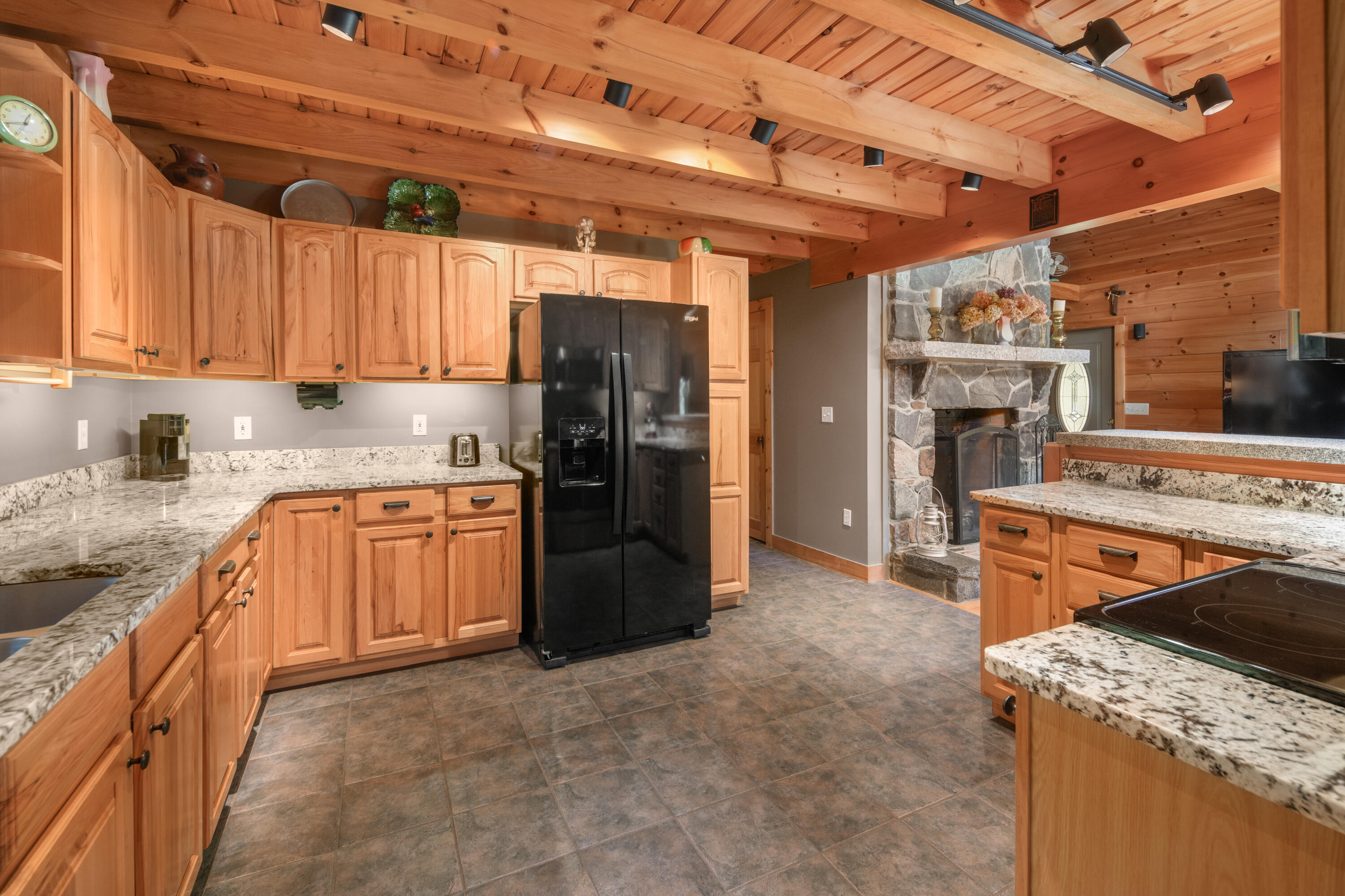 28 Oak Drive Gray ME 04039