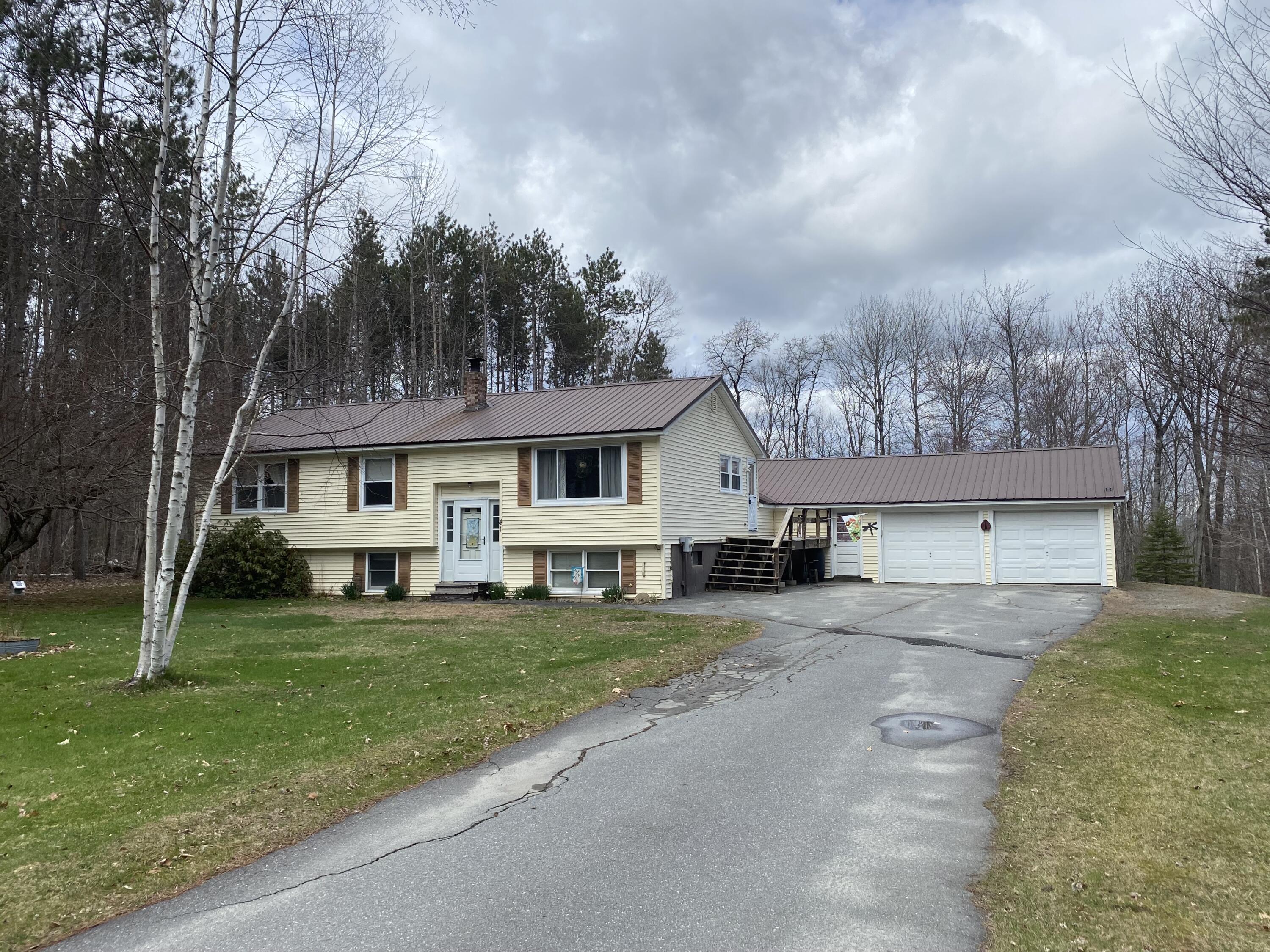 41 Crescent Street Skowhegan ME 04976