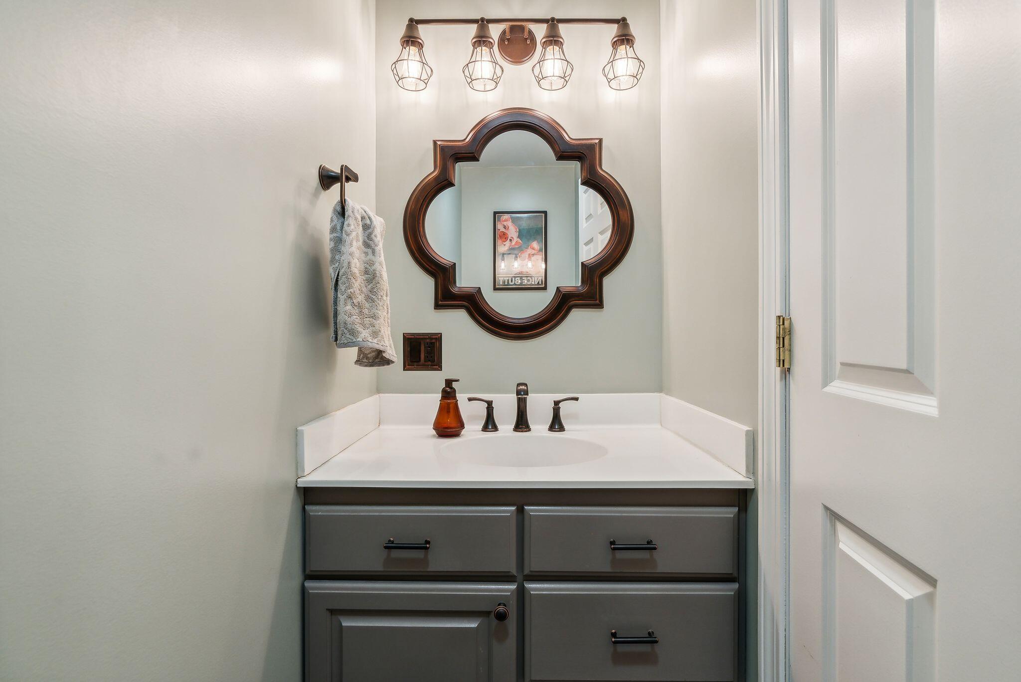 15 Collins Road Chelsea ME 04330