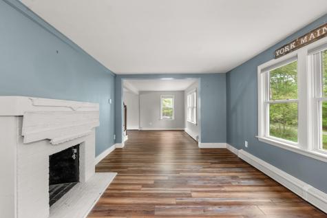8 Organug Road York ME 03909