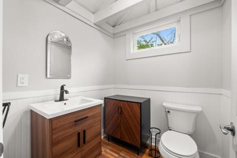 8 Organug Road York ME 03909