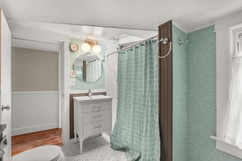 8 Organug Road York ME 03909