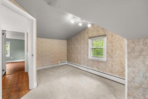 8 Organug Road York ME 03909