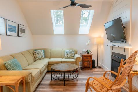 11 Orchard Hill Road Freeport ME 04032