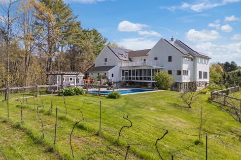 11 Orchard Hill Road Freeport ME 04032