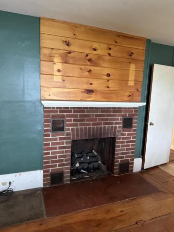 17 Pikes Hill Road Norway ME 04268