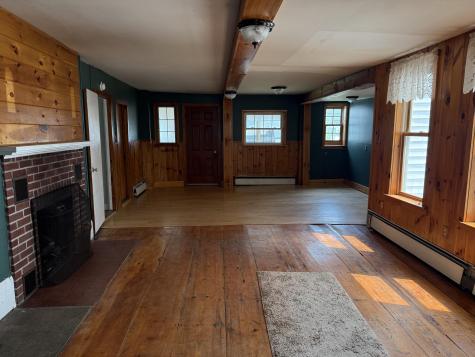 17 Pikes Hill Road Norway ME 04268