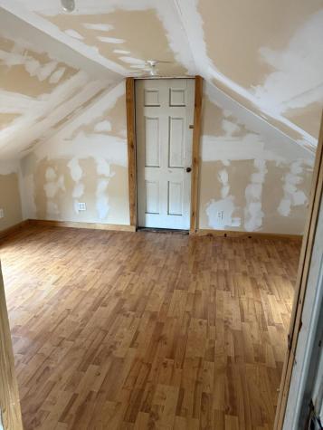 17 Pikes Hill Road Norway ME 04268