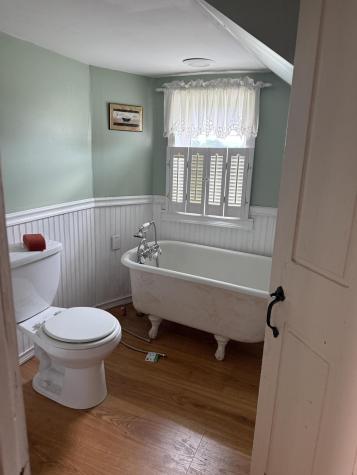 17 Pikes Hill Road Norway ME 04268